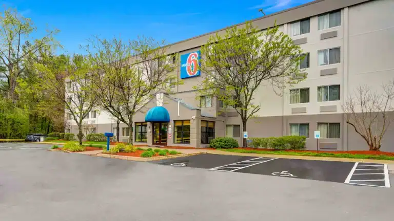 Motel 6 Milford 768x432